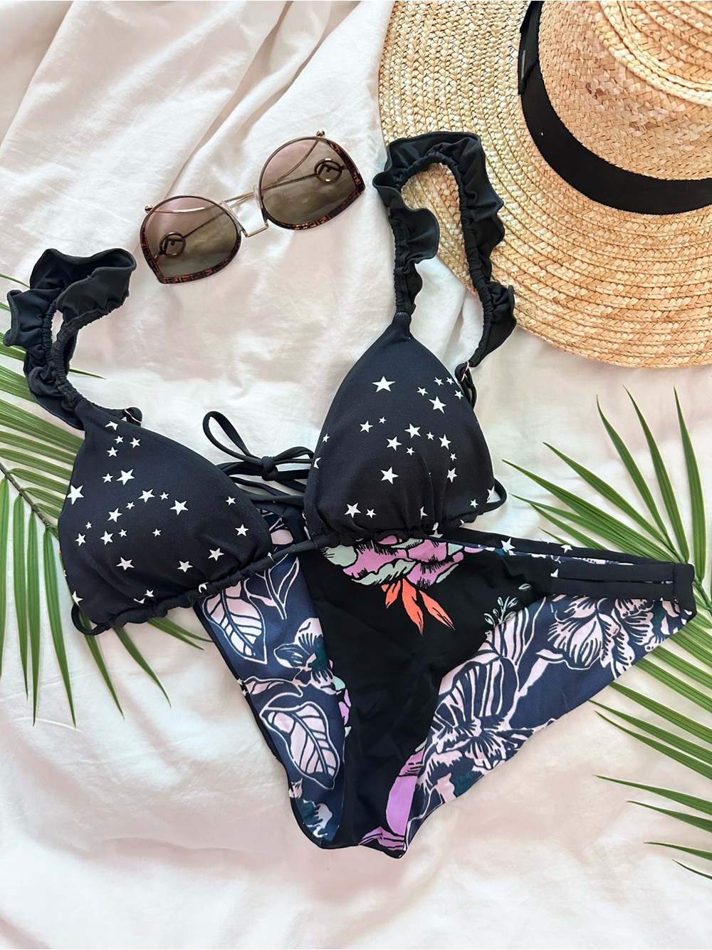 NWOT Maaji Obsidian Starry Pirouette Reversible Bikini Top | Tab Side Bottom